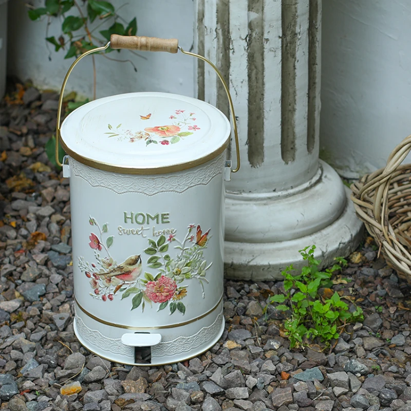 European Style Flower and Bird Garbage Bin Outdoor Garden Trash Cans Large Iron Garbage Basket Foot Pedal with Cover Storage Bin
