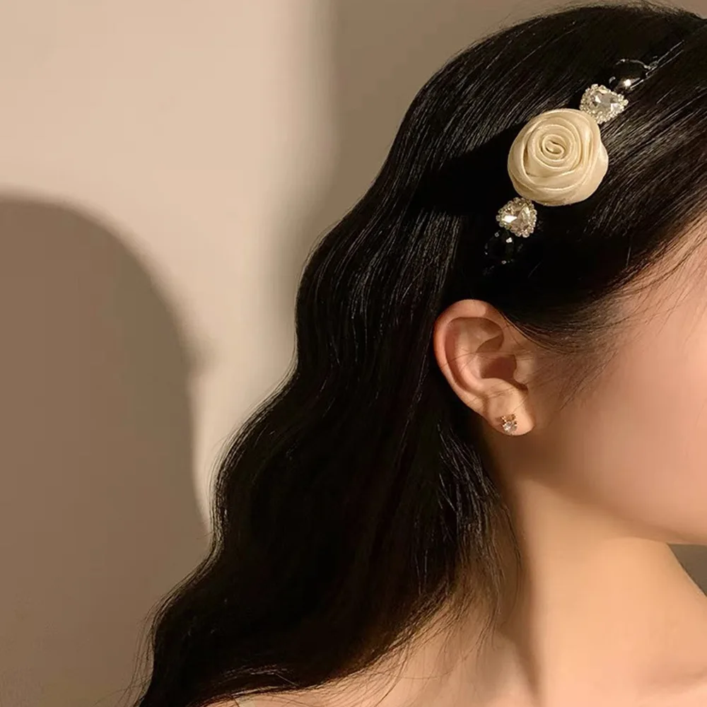 

Elegant Korean Wedding Hair Accessory Vintage Chiffon Rose Headband with Rhinestone Heart Bridal Design for Women