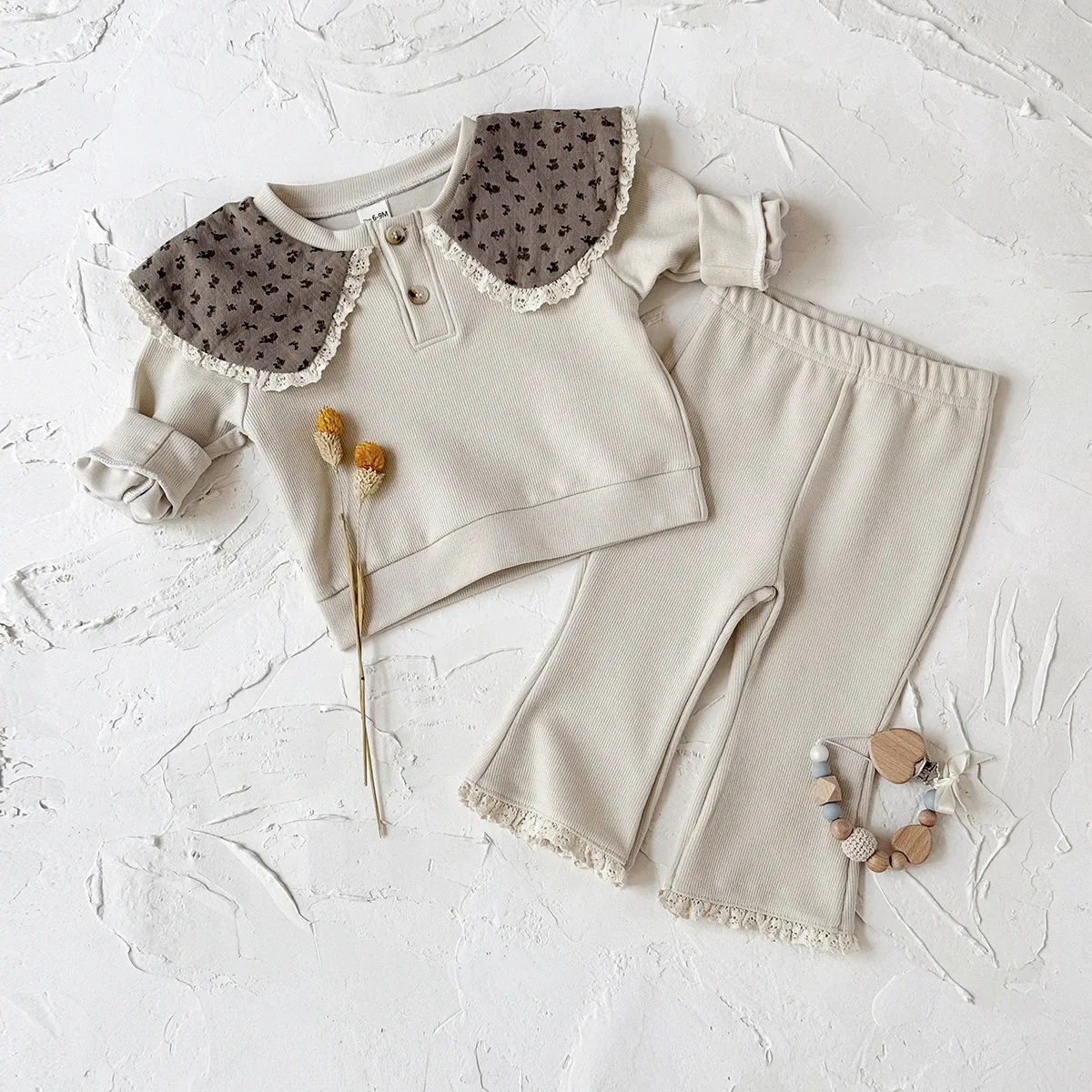 

2025 Autumn Toddler Girl Two Piece Set 0-3T Vintage Patchwork Collar Lace Trim Soft Top & Flared Pants Children Clothes