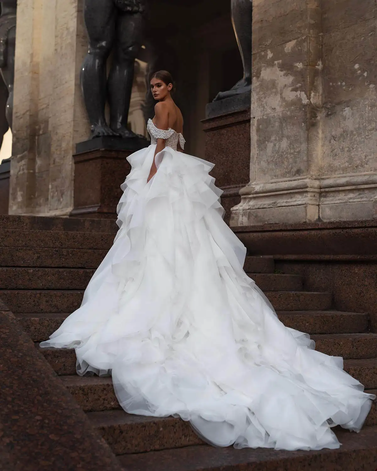 Graceful Pearls Mermaid Wedding Dresses Off Shouder Beading Bridal Gowns with Detachable Train Custom Made Vestido de novia