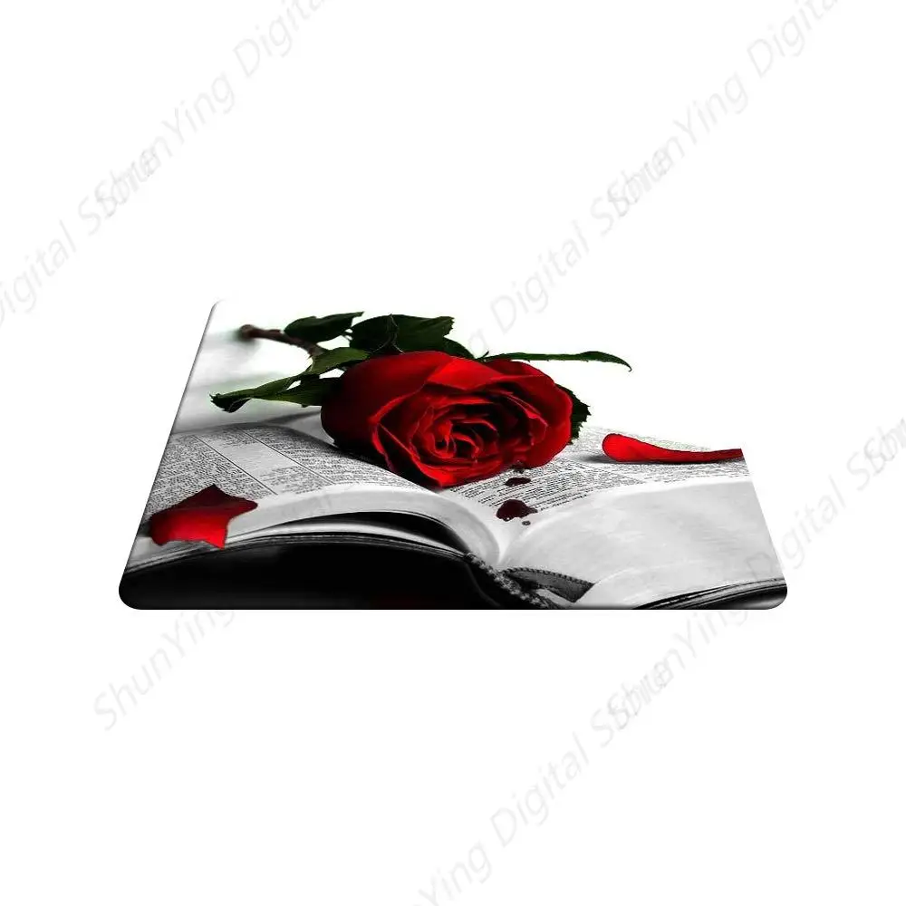 Red Rose Book รูปแบบเมาส์ Pad โต๊ะคอมพิวเตอร์แล็ปท็อปสํานักงานตกแต่ง Anti SLIP ยางแผ่น Pad ของขวัญ 25*30 ซม