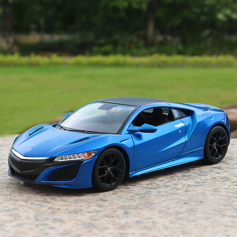 Maisto 1:24 2018 Acura NSX Sports Car High Simulation Diecast Car Metal Alloy Model Car Children\'s toys collection gifts B128