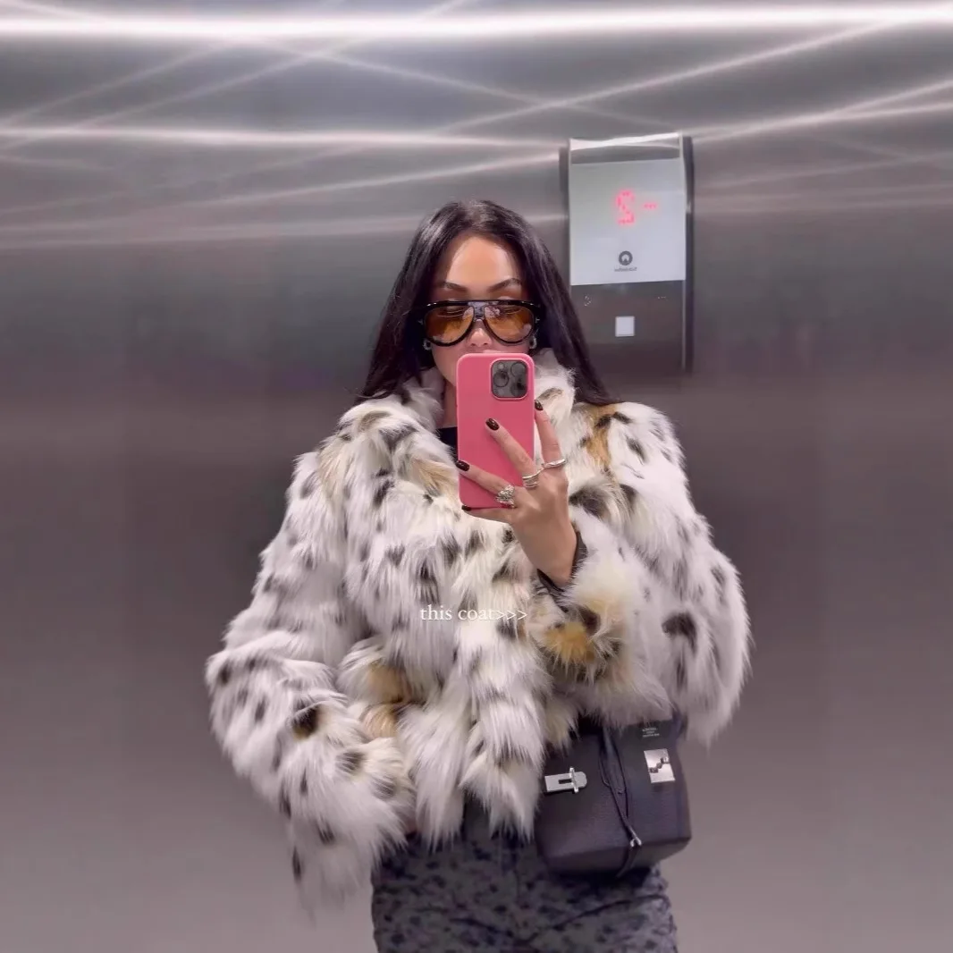 Faux Fur Coats Women Casual Short Fur Leopard Print Patchwork Long Sleeves Stand Collar Thick Warm Fur Street Wear 2025 Winter