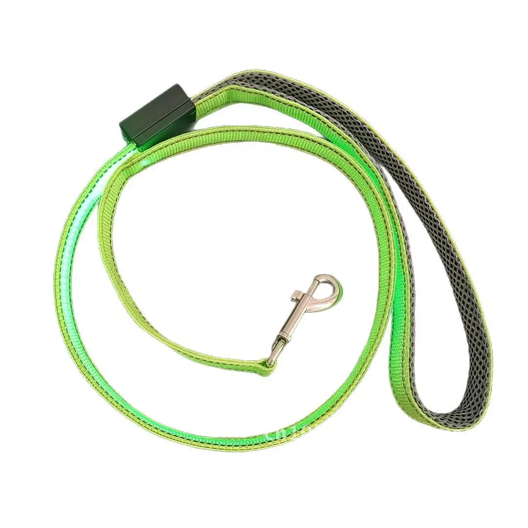 

Pet Luminous Collar Traction Strap Rechargeable Portable Pet Dog Supplies