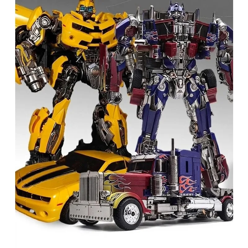 

【Ready Stock】 Large Alloy Transformation Car Robot Truck Commander Yellow Hornet Action Figure Toy Collection Gift Boys