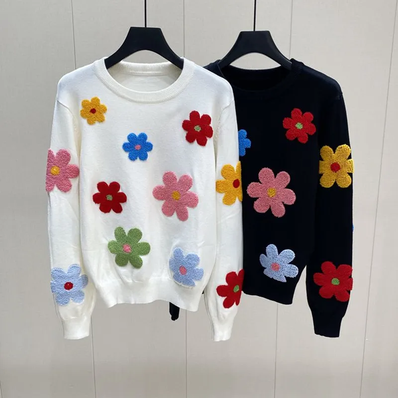 

2023 Spring New Colored Flower Flocking Embroidery Round Neck Long Sleeve Women Knitted Pullover Loose Underlay Sweater Female