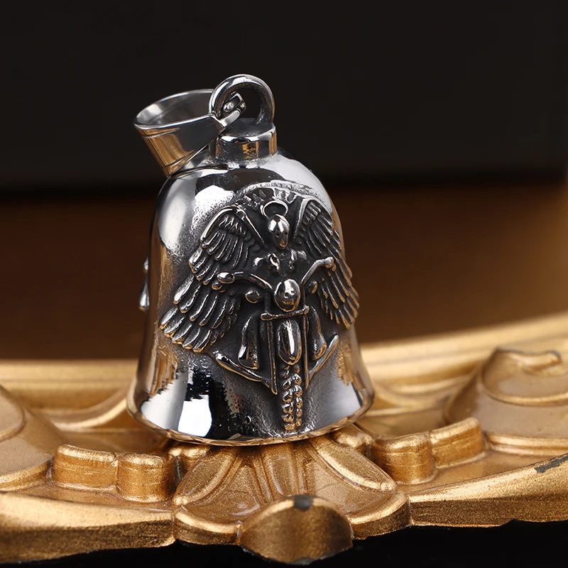 New Men's Motorcycle Wind Retro Punk Hip Hop Rock Wings Motorcycle Character Bell Pendant Necklace