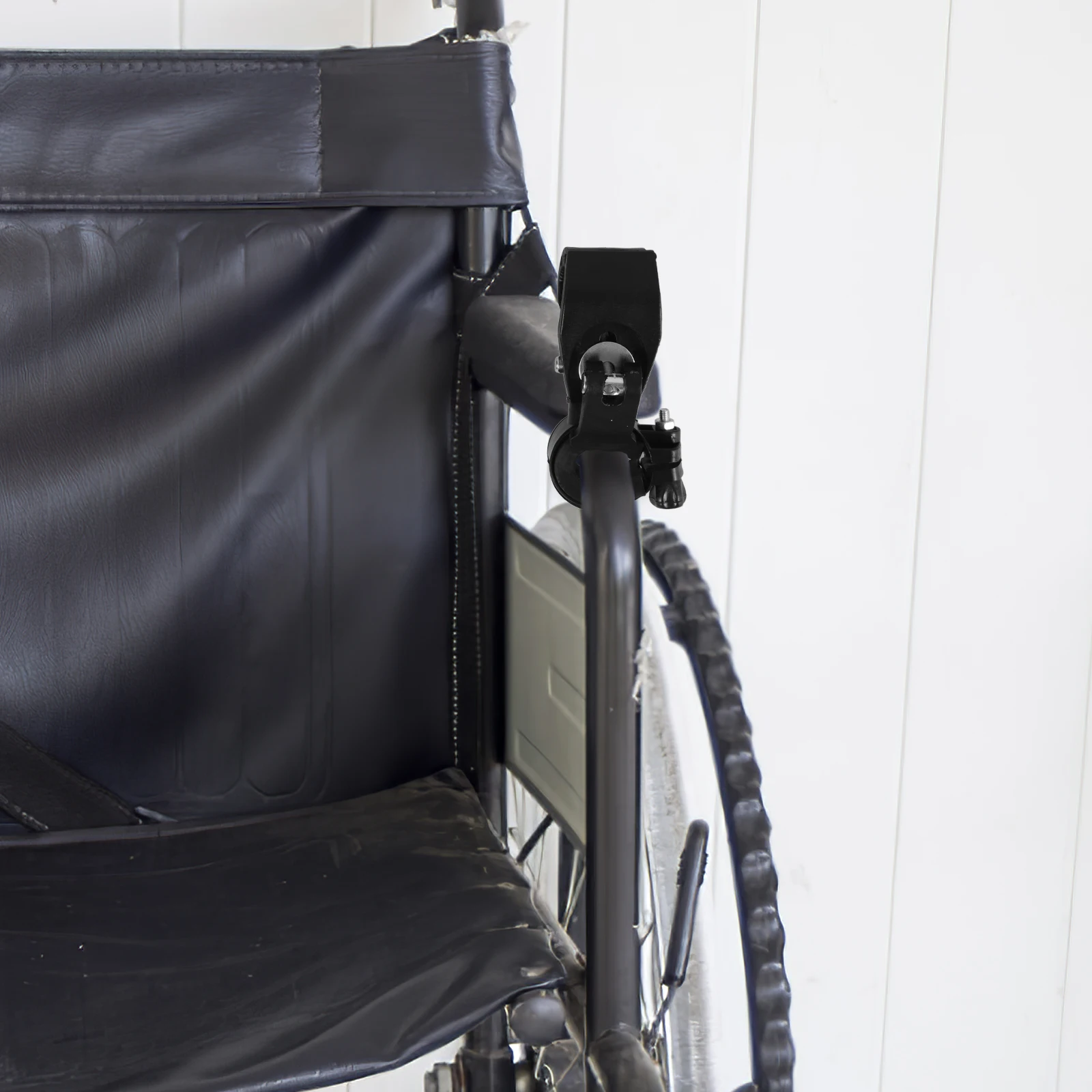

2Pcs Cane Holder for Wheelchair Lightweight Plastic Crutch Holders Portable Elder Accessories Durable Strong Suitable Standard