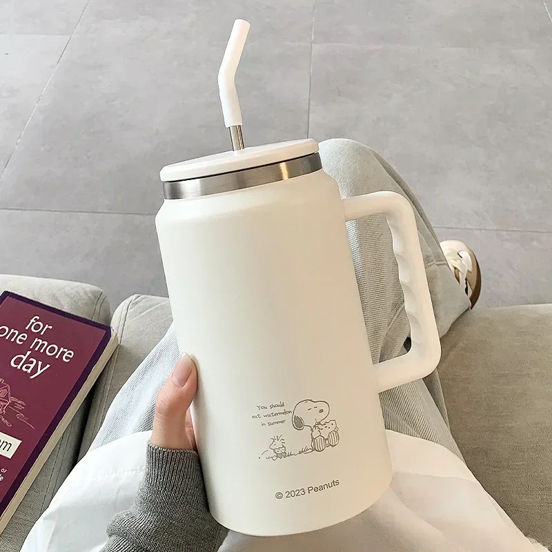 Nuevo Taza Termo Snoopy, taza de agua con pajita de gran capacidad, tetera femenina de aspecto alto, taza portátil de acero inoxidable 304 para estudiantes