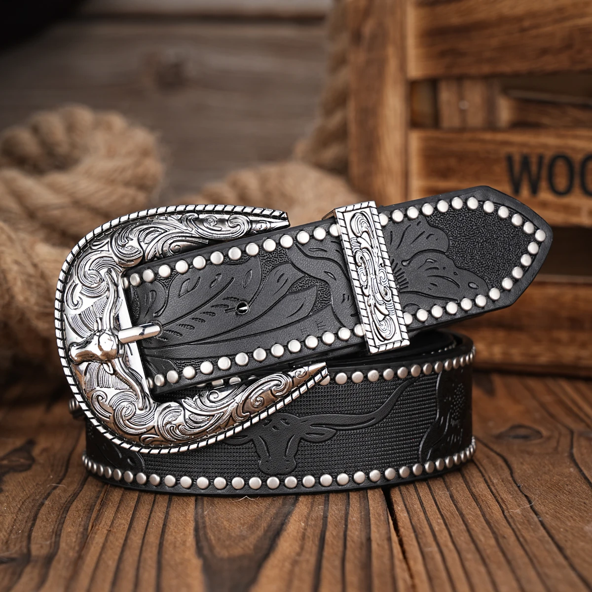 1 Piece, a Western Cowboy-Style Belt Suitable for Both Men and Women, with PU Embossed Rivets, Featuring a Unique Retro Style