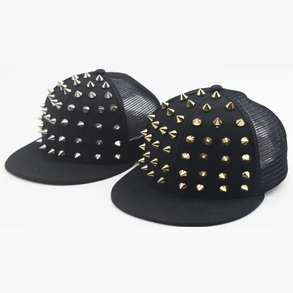 

Casual Sunshade Rivet Flat Hat Adjustable Punk Rock Hip Hop Hat Breathable Baseball Cap Men and Women's