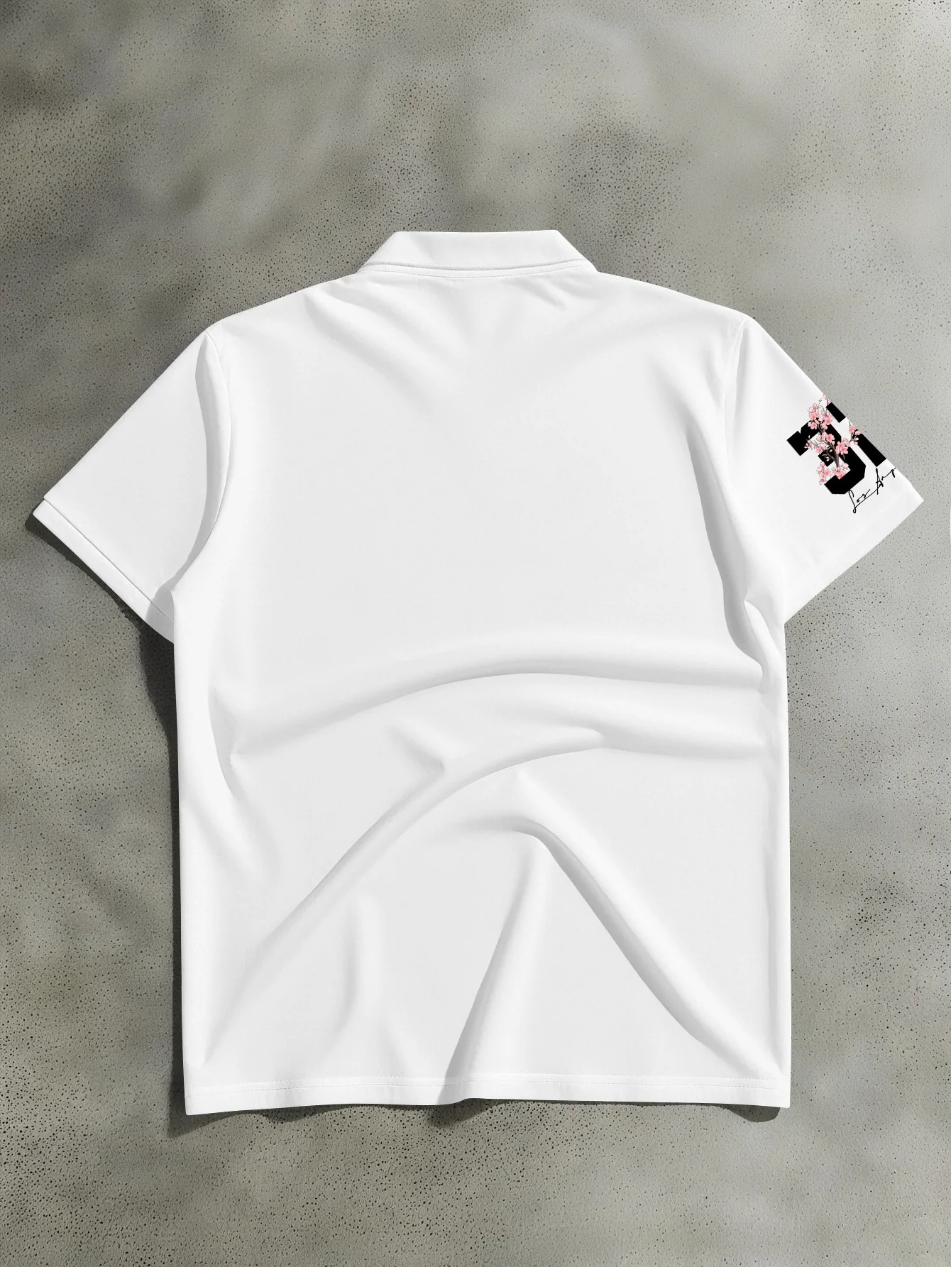 Herren-Poloshirt mit Umlegekragen, leichter Business-Stil, modische Kirschblüten-Zierung, trendiges Schriftzug-Design – Detail 7