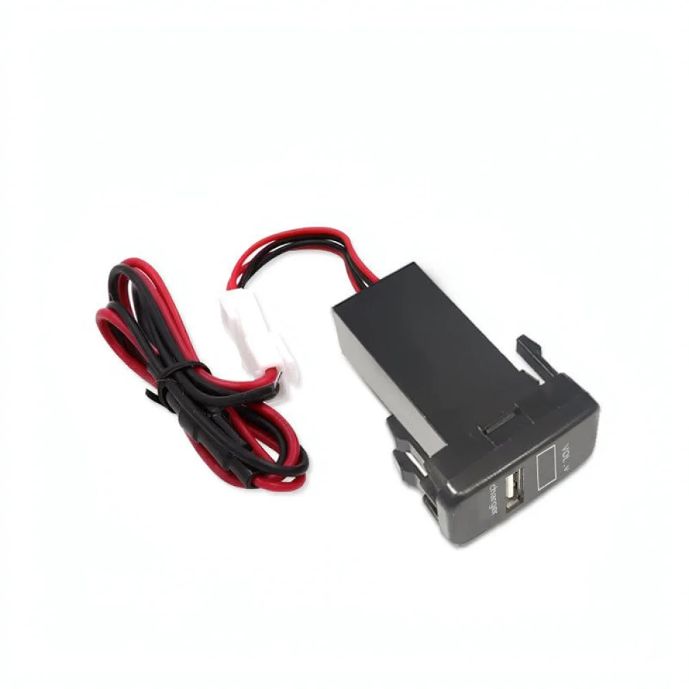 Digital Car Charger For Toyota Old Series USB Fast Charging Adapter Battery Voltage Monitor Temperature Display Car Supply