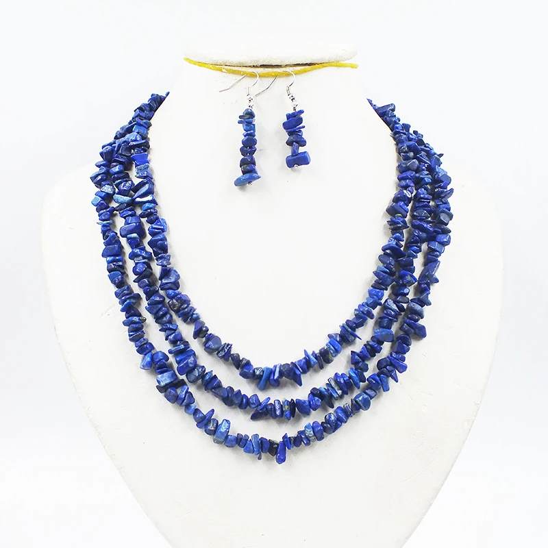 

Очень классический комплект колье и сережек из натурального камня неправильной формы. Европейские женские свадебные украшения