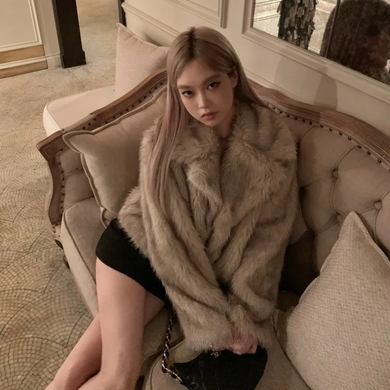 2026 Luxury Brand Autumn Winter Fur Coat Women Short Lazy Wind Fox Fur Jacket Cropped Fluffy Casaco De Pele Feminino