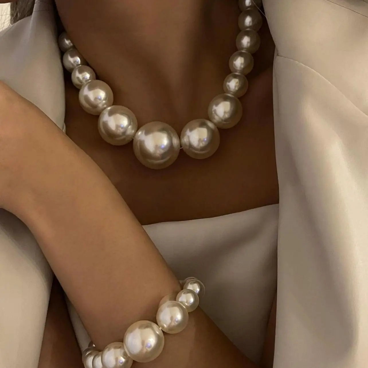 Exaggerated Simplici Pearl Beads Nelace Women's Faion Jewelry round Beads Geometric mat Sle Accory