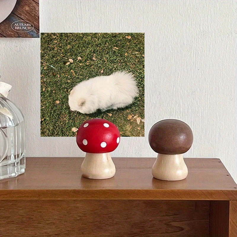 2Pcs Wooden Cute Mushroom Memo Clips Photo Holder Desktop Note Message Paper Stand Decor Ornament For Party Table Decoration