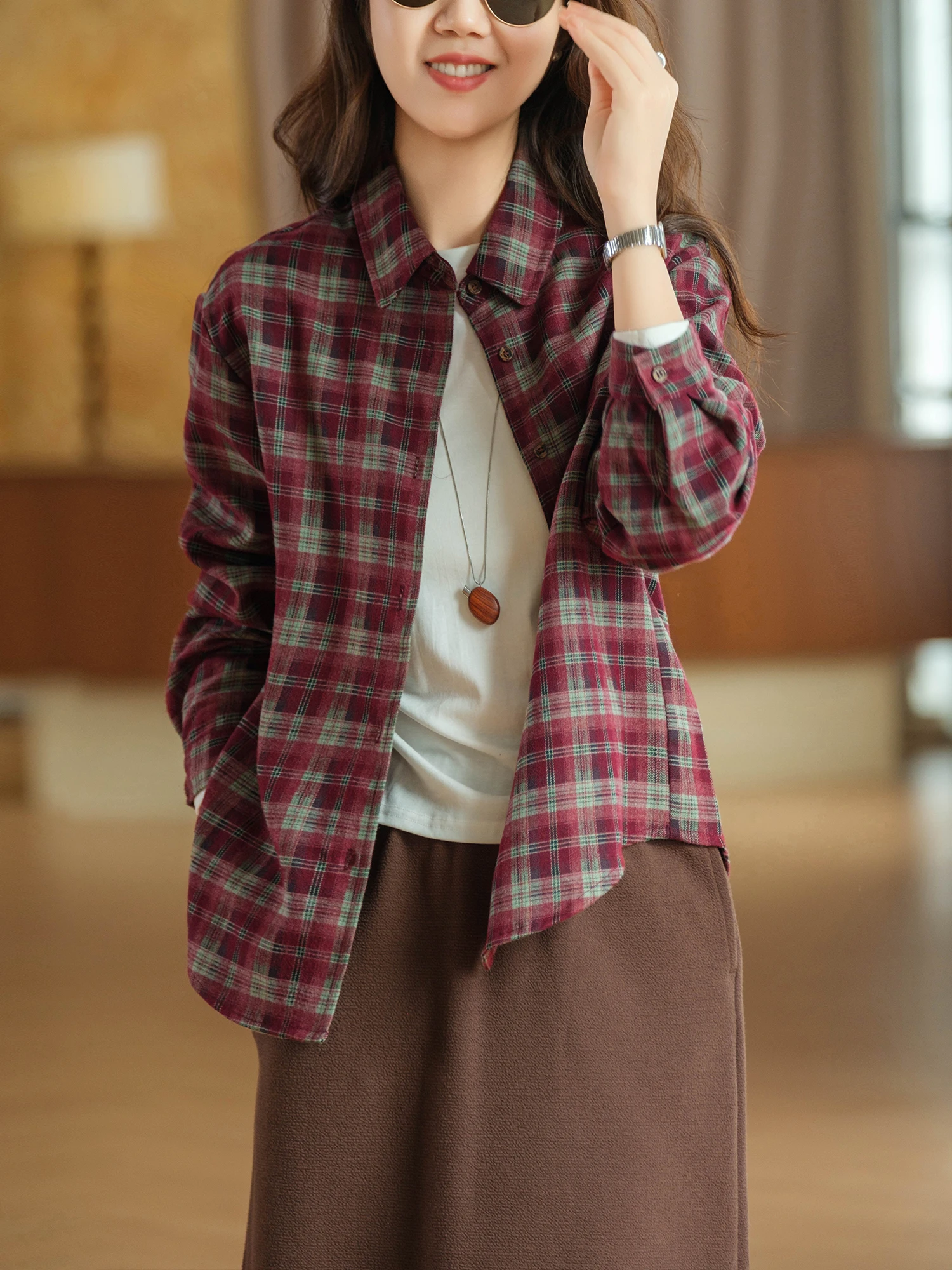Color Block Weave Plaid Micro Flocking Process Shoulder round Hem Long Sleeve Collar Shirt Women Casual Loose Fit Slimming Ef...