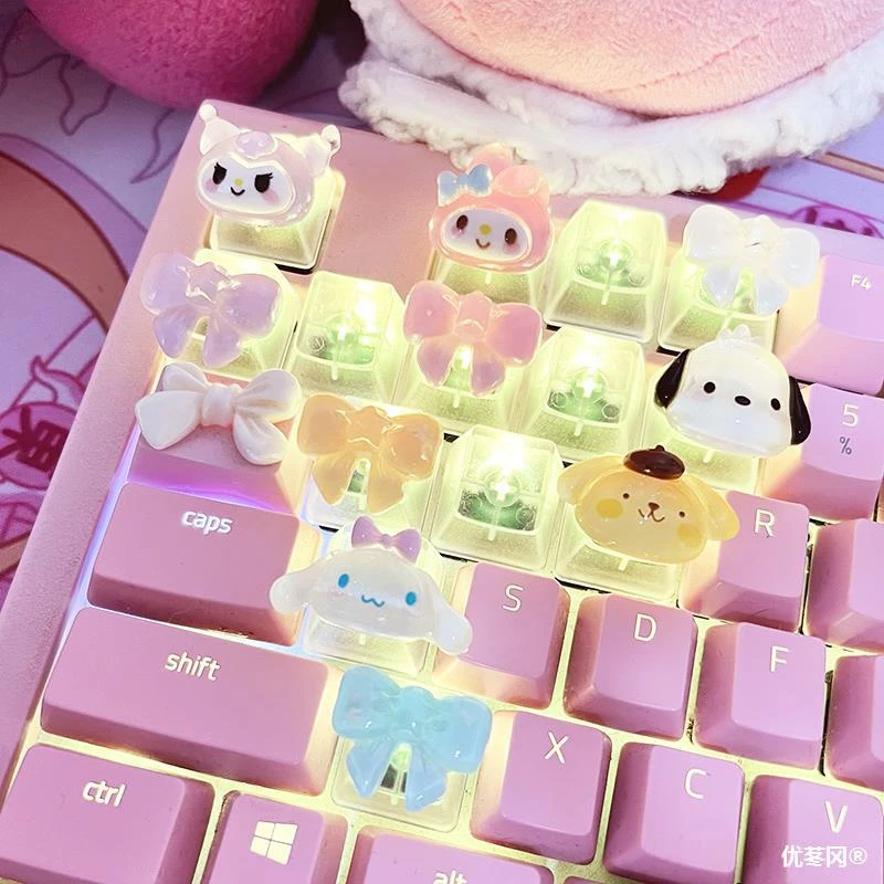 Sanrio Cartoon Animation Translucent HelloKitty Kuromi Melody Pompompurin Girl Cute Mechanical Keyboard Keycap Kawaii Gift