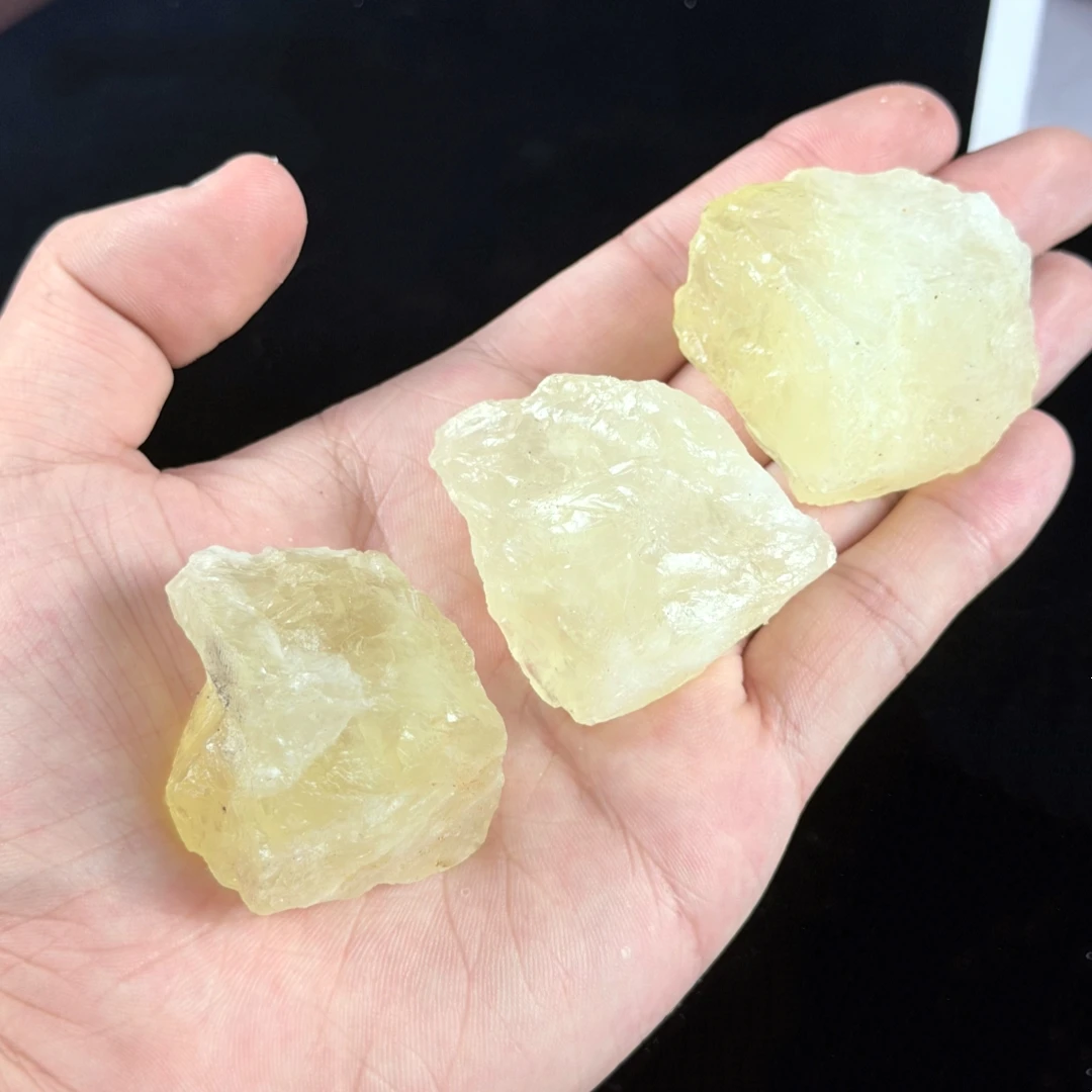 Natural Citrine crystal raw stone, Yellow crystal stone, for home decoration and as raw material for jewelry production