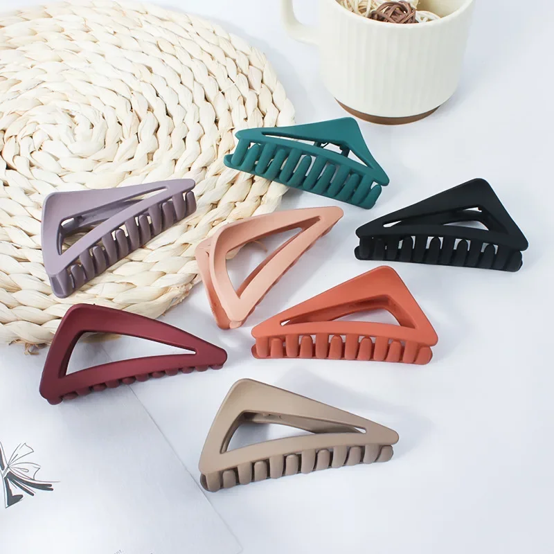 Plastic Triangle Hair Claw Hair Clip for Women Girls Solid Color Barrettes Hairpin Crab Ladies Korean Fashion Hair Accessories image 5