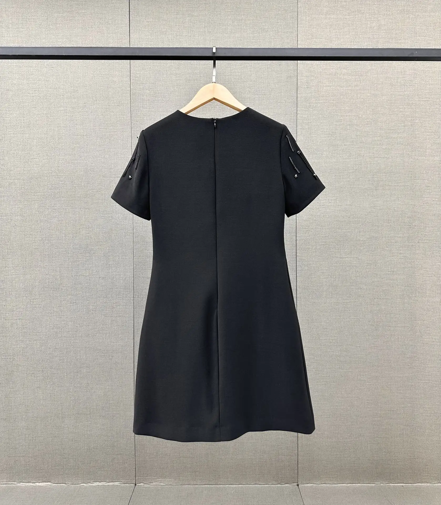 Beaded Crew Neck Short-Sleeved A-Line Loose Dress High-Quality Silk Wool Fabric is Light and Comfortable Elegant and Noble Dress