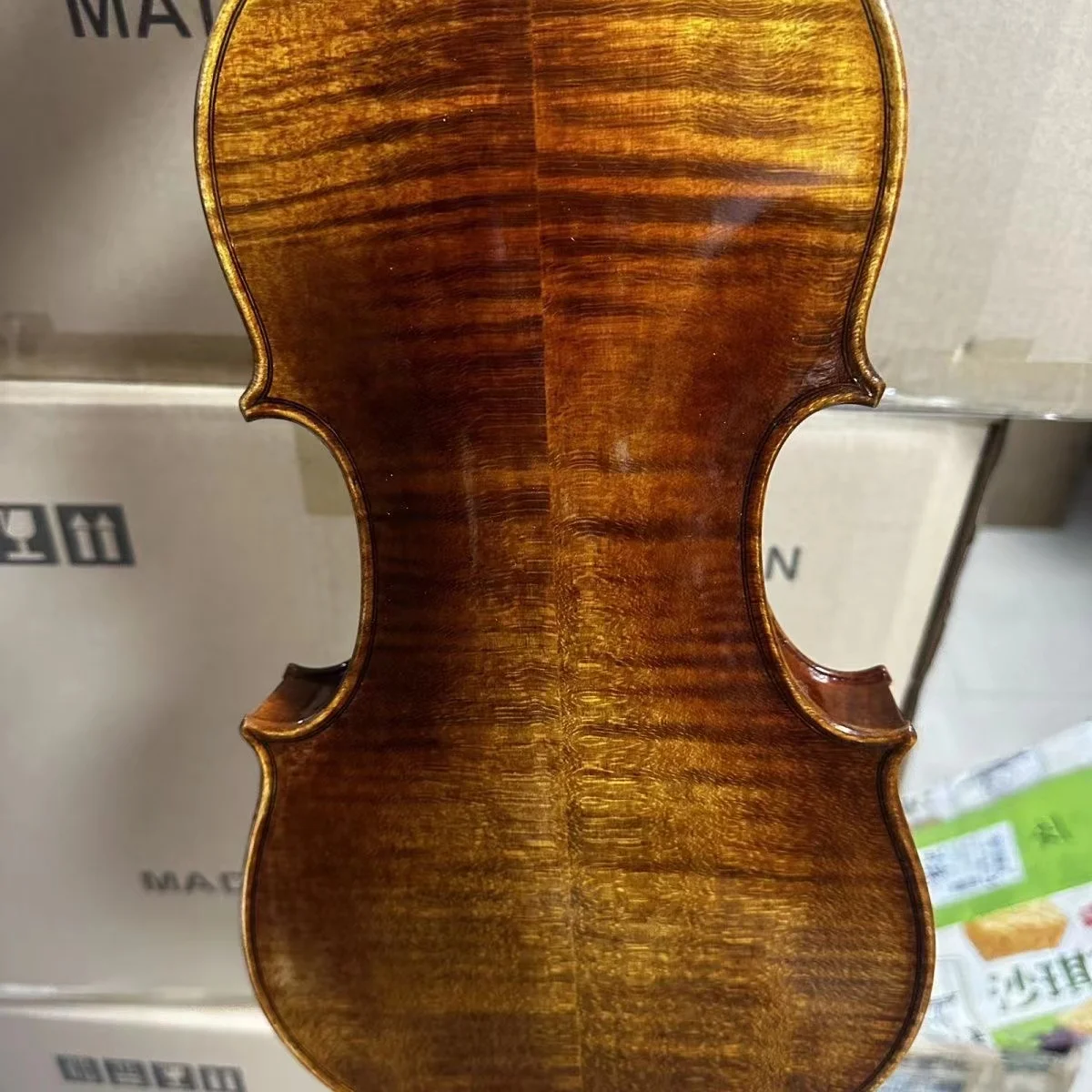 

Factory Shot 4/4 Antique Violin With High Quality