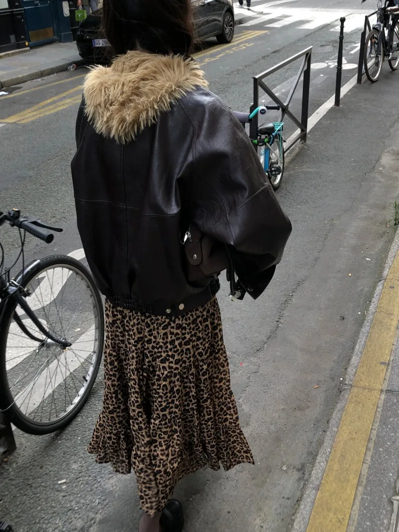 Gonna a trapezio con stampa leopardata stile pigro versatile alla moda in stile coreano con pieghe larghe Gonna di media lunghezza effetto snellente