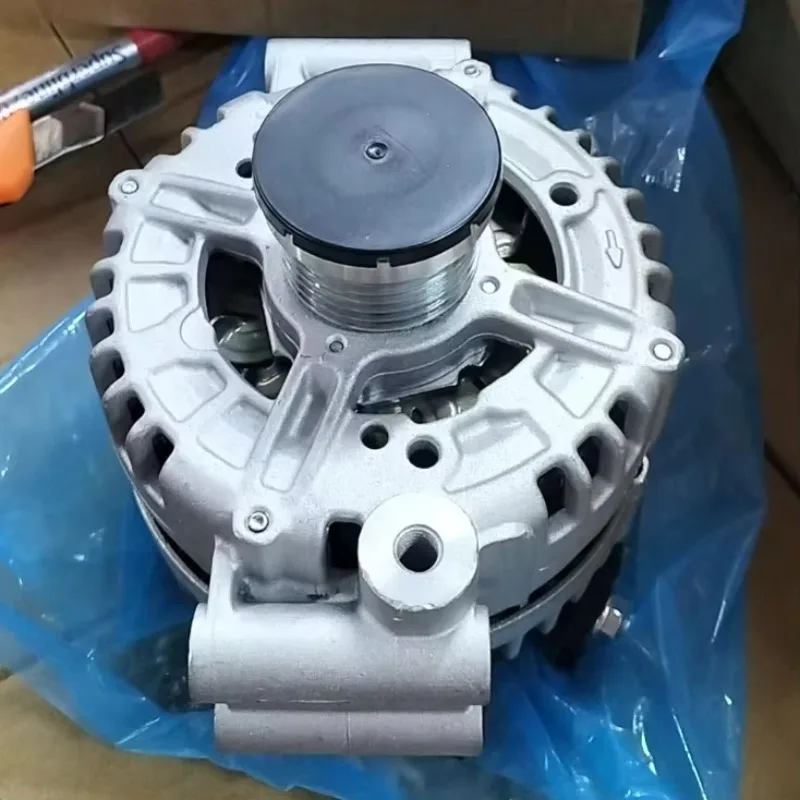 

Автозапчасти 12317555926 12317521178 12317525376 Автомобильный генератор 14 В 180 А для E60 E61 E63 E65 E66 E90 E91