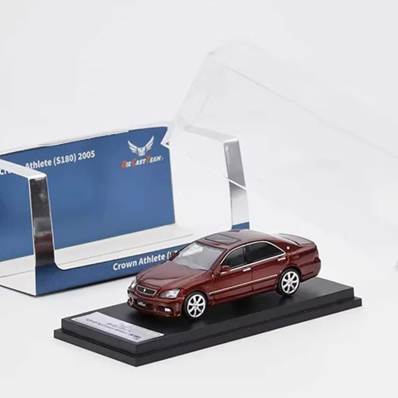 

Масштабная модель автомобиля Crown Athlete (S180) 2005 года, 12-е поколение, 1:64, имитация из сплава, статическая коллекционная модель, игрушка, подарок, сувенир