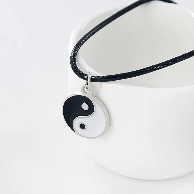 Hot Double Sided Black White Tai Chi Yin Yang Eight Trigrams Pendant Necklaces for Women PU Leather Rope Collar Girlfriend Gift