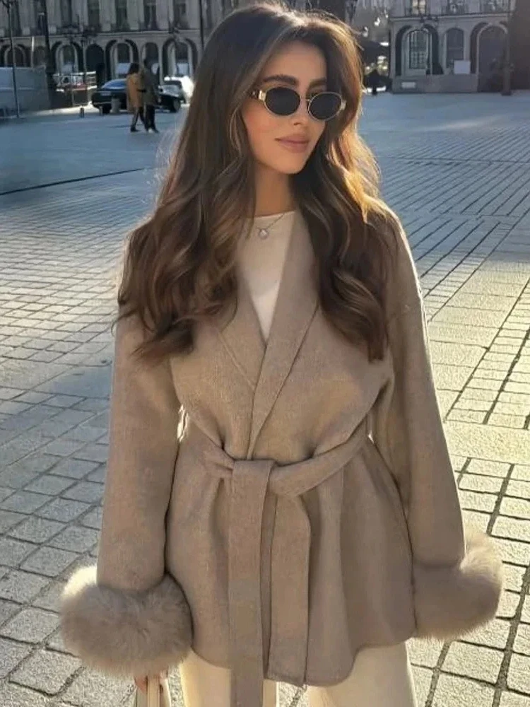 

Winter Sexy Long Sleeve Fur Patchwork Coats With Belt Women V Neck Feathers Lace-up Loose Coat Jacket Office Lady Party