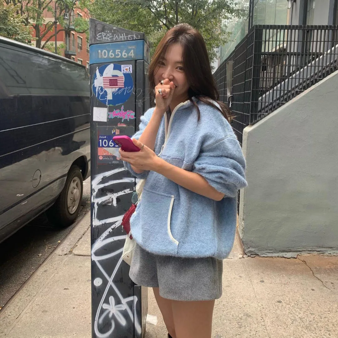 Mole io de Pelúcia com Meio Zíper Casual em Cor Sólida Confortável Estilo Retro F Moda Inverno 2025