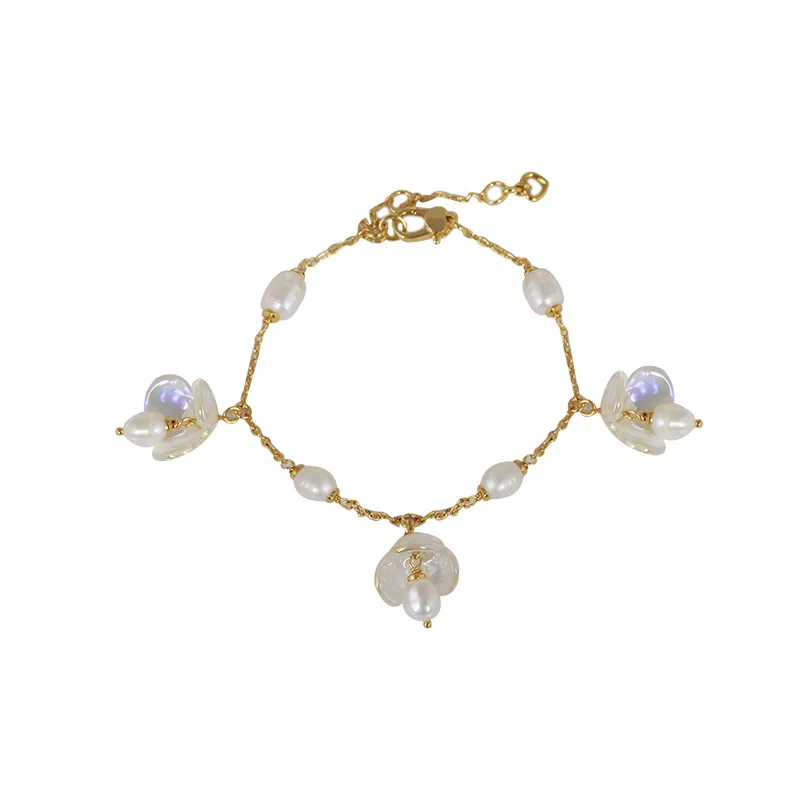 

Gentle Sweet Color Resin Bell Flowers Freshwater Pearl Tassels Fairy Temperament Adjustable Bracelet Gifts for Women Statement