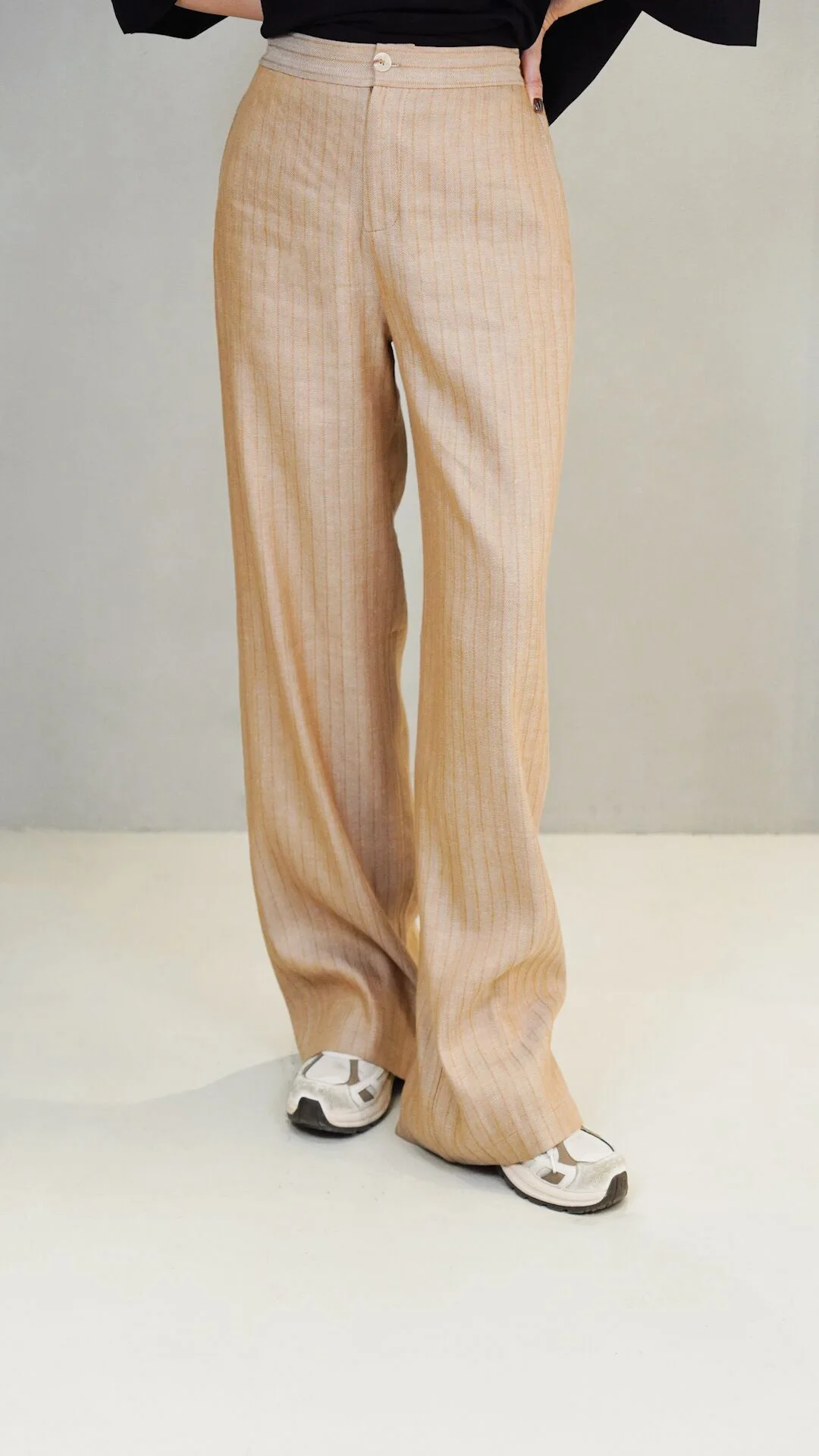 

Casual Wide Leg Pants Women's One-Piece Gingham Pattern Drape Slimming Loose Fit Trousers Made of 70% Linen And 30% Wool