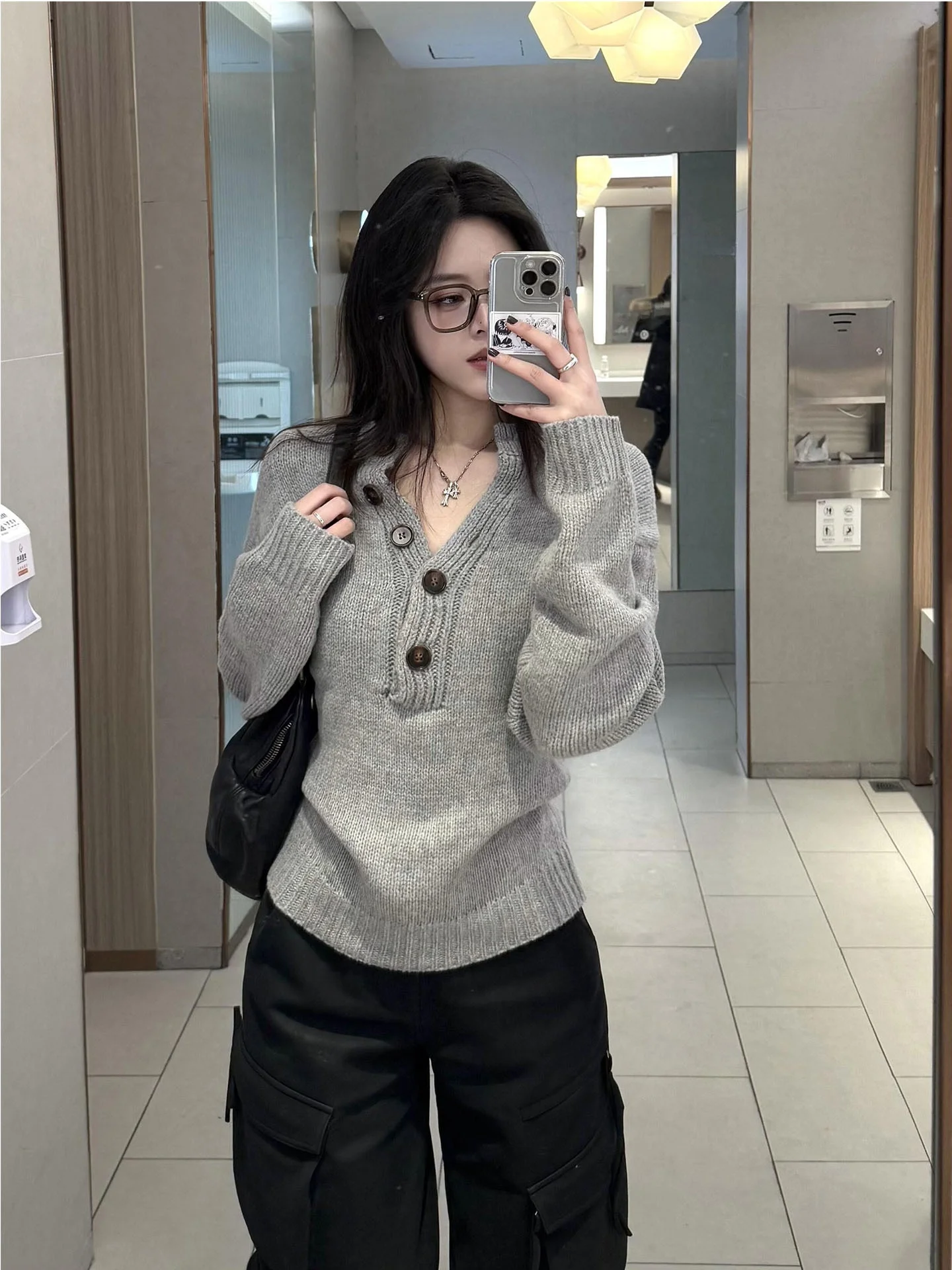 

Women's Long Sve V-Ne Knitwear Button up Slim Fit Inner Wear ey High End Feeling Autumn Winter Faion Casual Sle