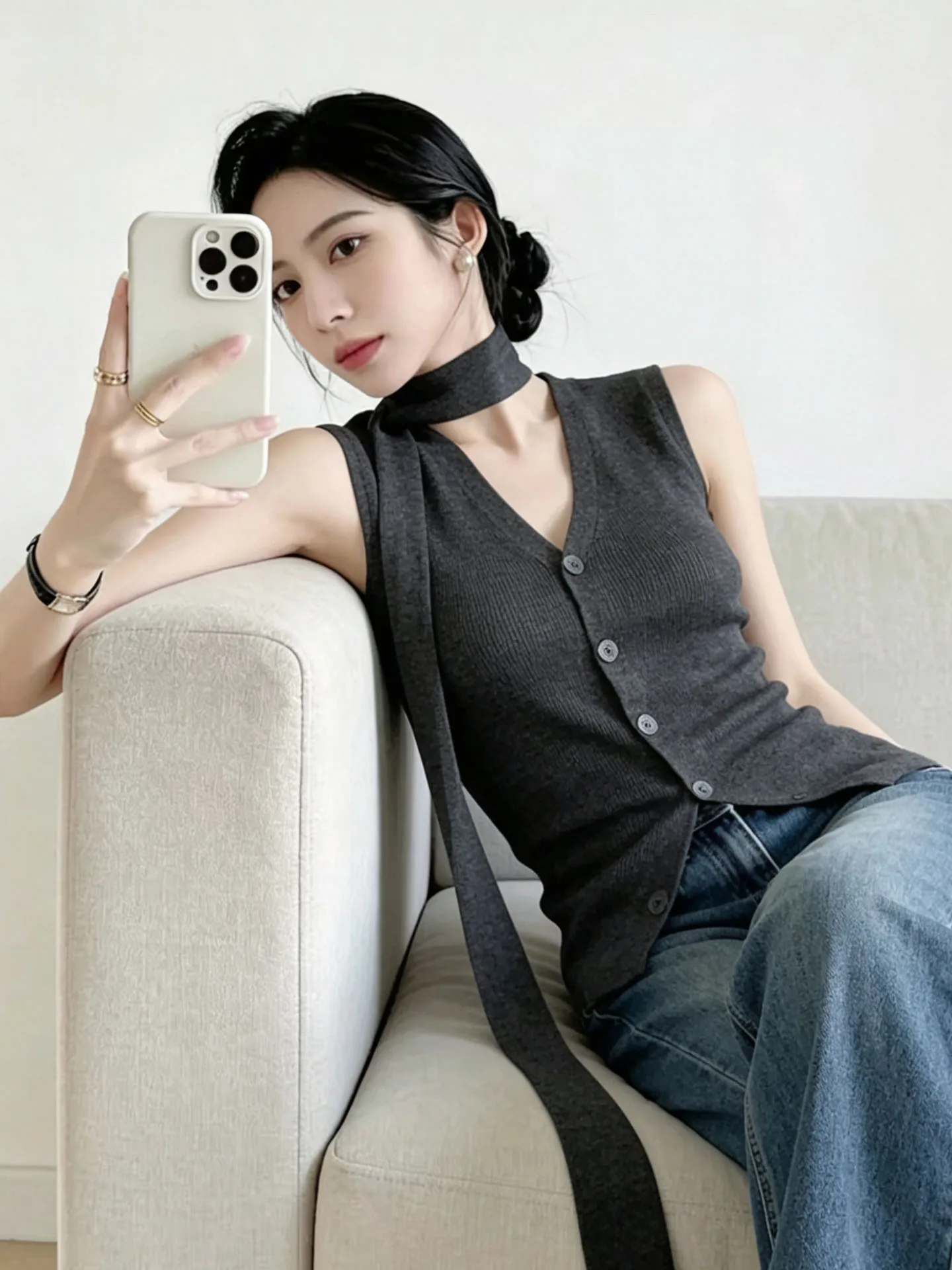 

French Style V-Neck Single Row Button Knitted Vest Women's Slim Fit Sleeveless Cardigan Breathable Ice Silk Casual Outerwear