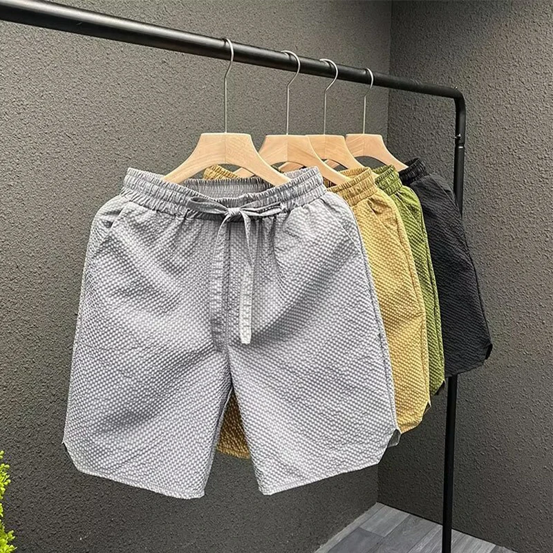 

High-End Bubble Cloth Men's Shorts Summer Quick-Dry Beach Pants Ice Silk Casual Five-Quarter Loose Trousers Four-Quarter Shorts