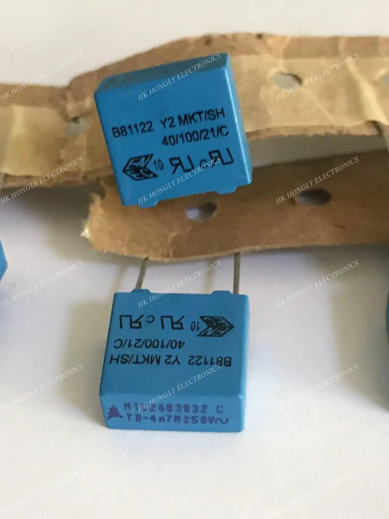 10PCS B81122 Y2 MKP/SH MKT 1n 2n2 4n7 6n8 M 250V 0.001UF 0.0022UF 0.0047UF 1NF 2.2NF 4.7NF 102 222 472 682 P=10mm Capacitor