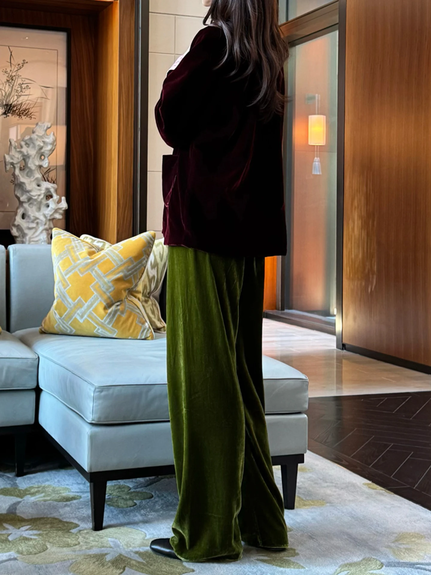 

Удобные женские брюки из шелкового бархата с эластичным поясом, осенние, прямые, повседневные, весна 2026