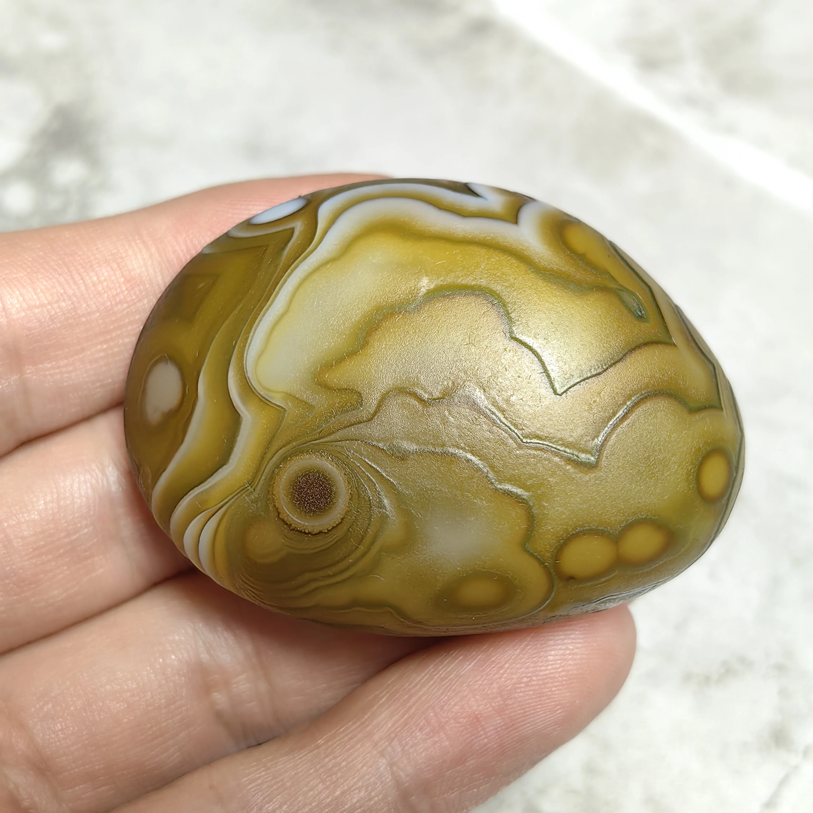 

﻿ Чистый натуральный божественный агат для глаз, необработанные грубые пальмовые камни, удача, привлечение богатства, талисман, ювелирные изделия, украшение для дома своими руками