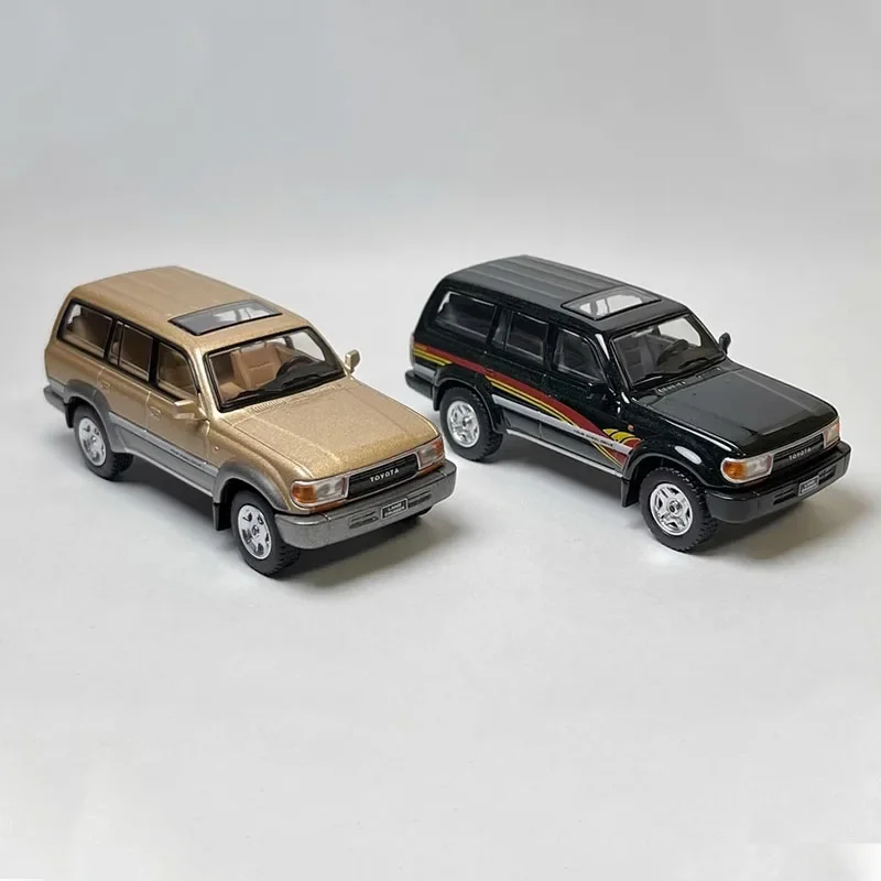 

Diecast 1:64 Scale Toyota Land Cruiser LC80 1994 Simulation Alloy Car Model Static Display Collectible Gift Souvenir Decration