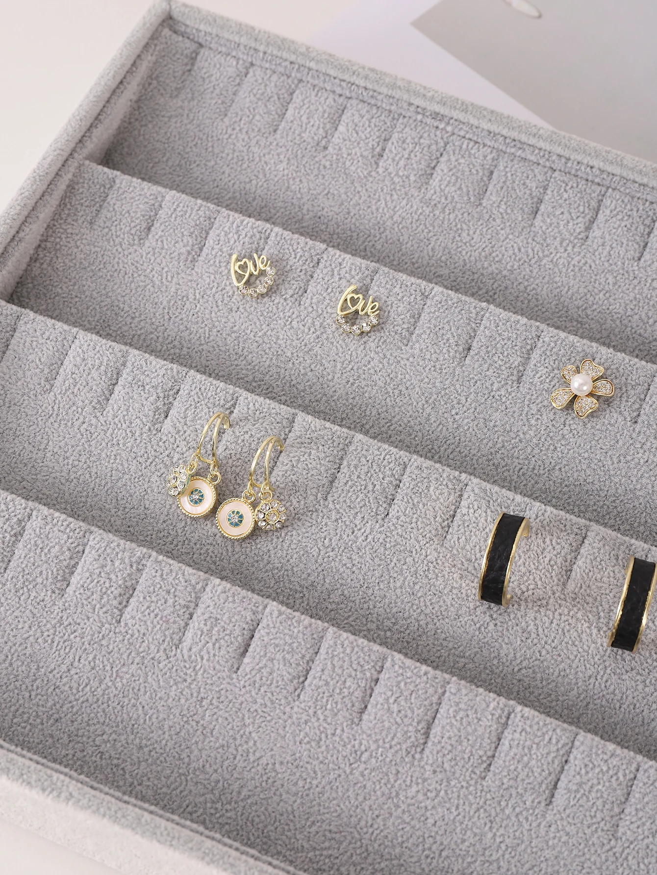 Velvet Jewelry Display Tray Exquisite Jewellery Holder Portable Ring Earrings Necklace Organizer Storage Box Organizator Trays