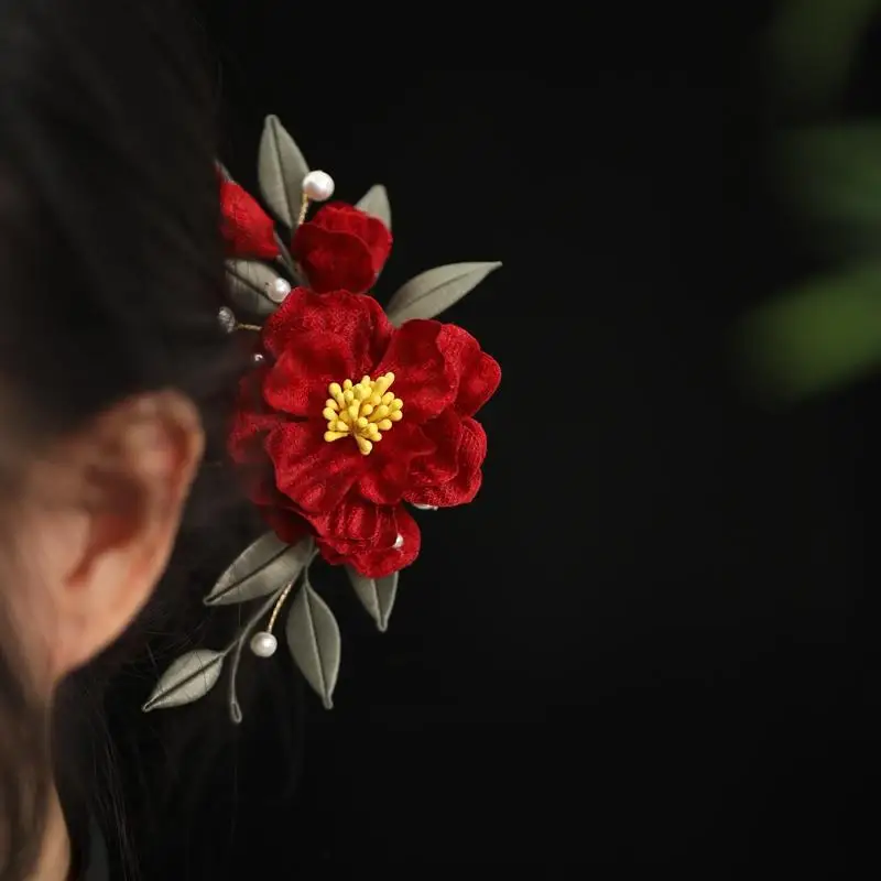 Autumn and winter red camellia new Chinese u-shaped hairpin bride Xiuhe headdress cheongsam antique accessories toasting clothes