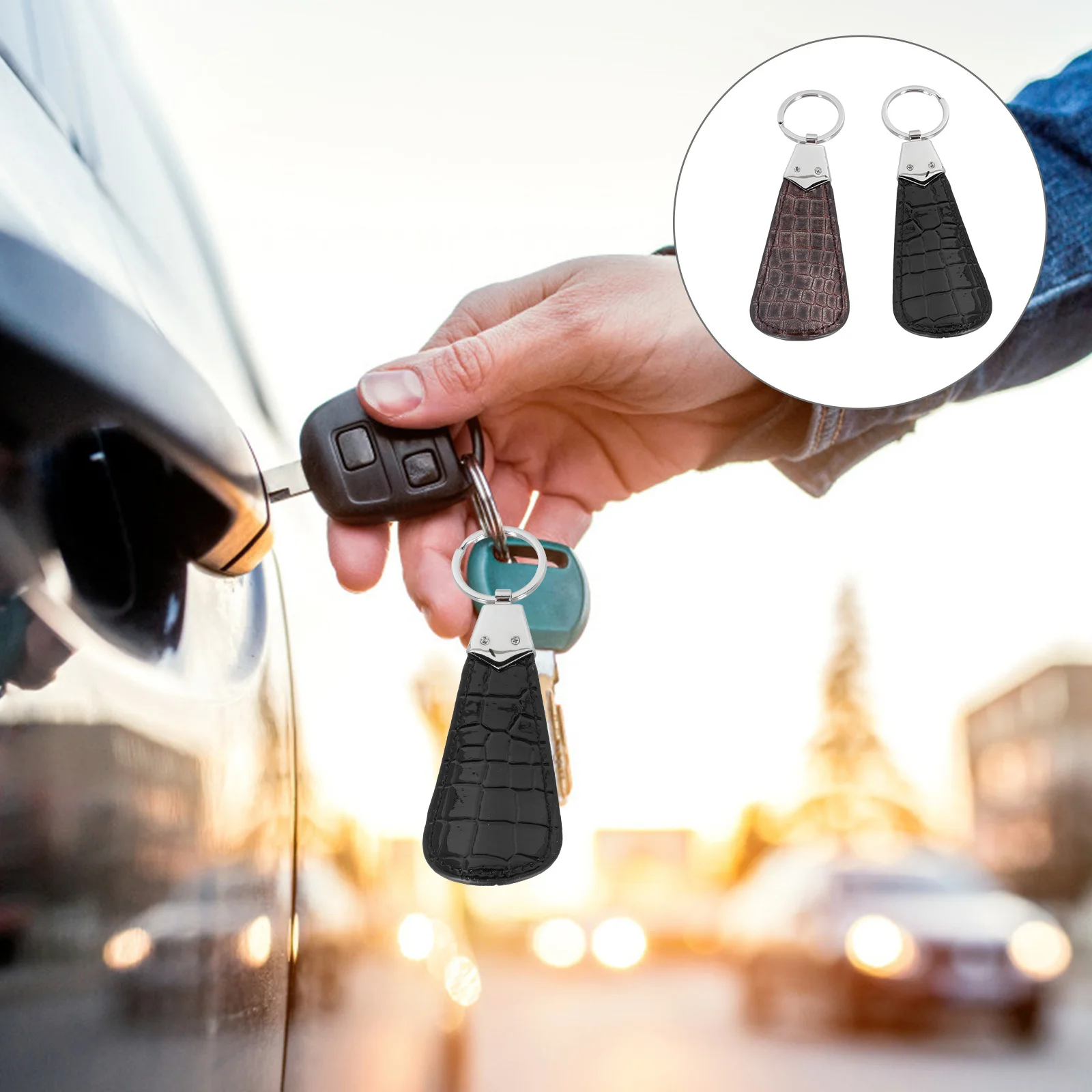 

2Pcs Mini Shoehorns Keyring Portable Shoe Horns for to Carry and Store PU Shoe Horns Portable Shoehorns