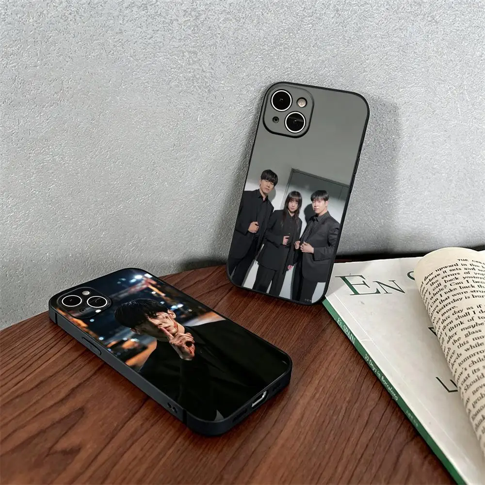 Coque de téléphone antichoc souple noire pour iPhone 17, 16, 15, 14, 13, 12 Plus Pro Max – Série TV « Teach You a Lesson »