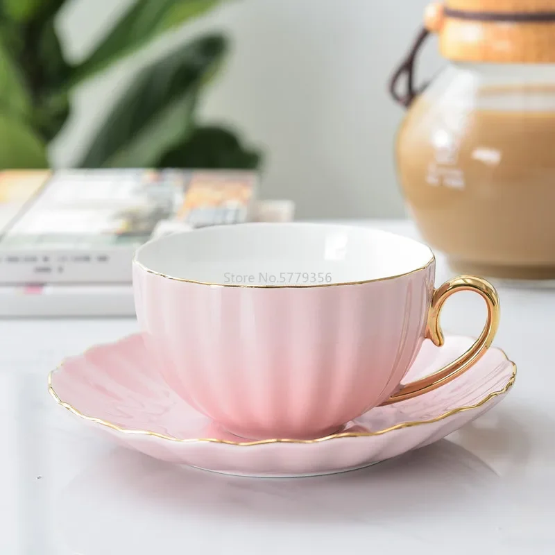pink-cute-creative-porcelain-cup-and-saucer-ceramics-simple-tea-sets-modern-design-coffee-cups-tazas-para-cafe