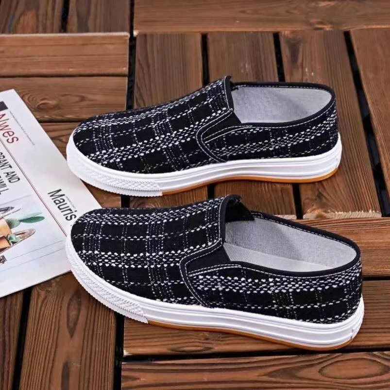 Spring Summer 2025 Casual Low-Top Women's Shoes Beijing Style Slip-On Student Footwear Fabric Upgraded Version Flat Heel