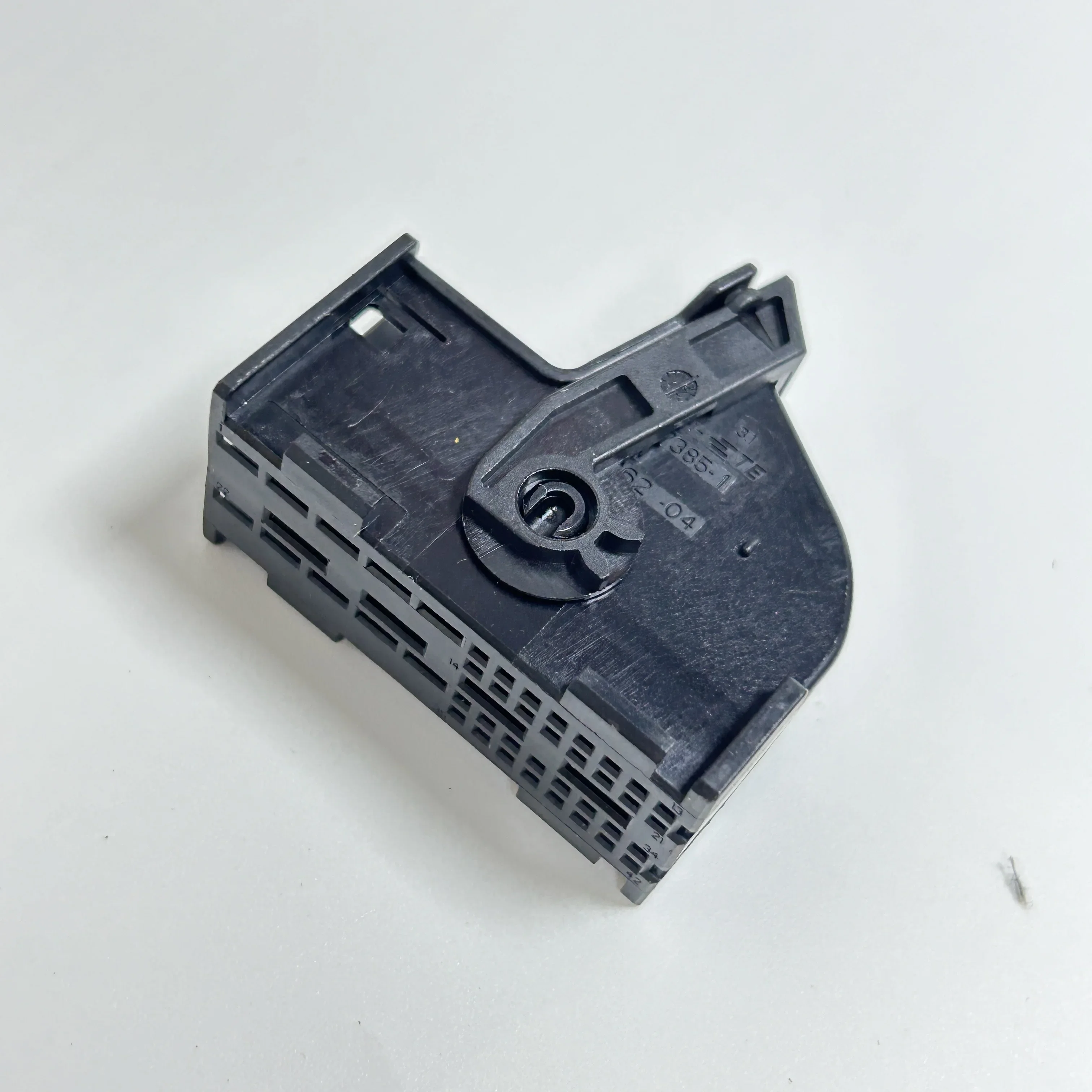 42p-stekker E90 E53 eindversterker Mannelijke en vrouwelijke Harman hifi eindversterkerstekker