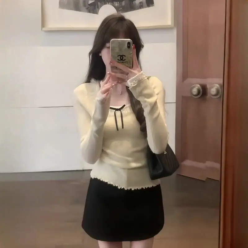 

Girl T-shirt Long-sleeved New Slim Bow-bonded Top Pure and Sweet Spliced Lace Lace Hot